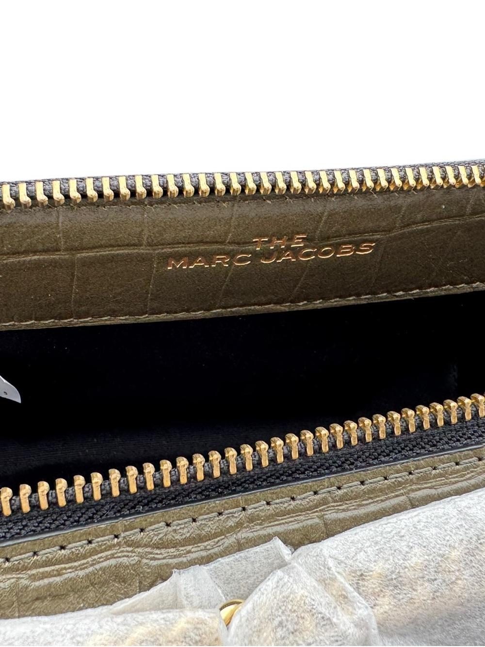 NWT Marc Jacobs Everyday Croc Embossed Crossbody - Picture 10 of 11